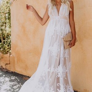 Antonia White Maxi Dress BRAND NEW!